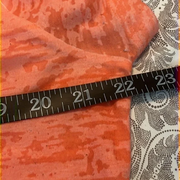 North Face Sz XL Sublimation Tee.  Excellent condition. - Picture 4 of 4